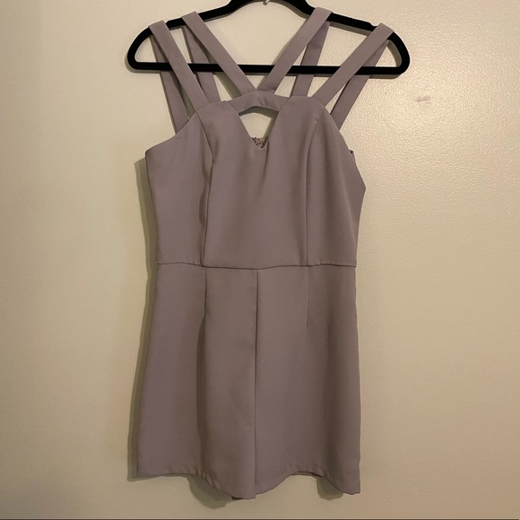 Lilac romper - Picture 1 of 3